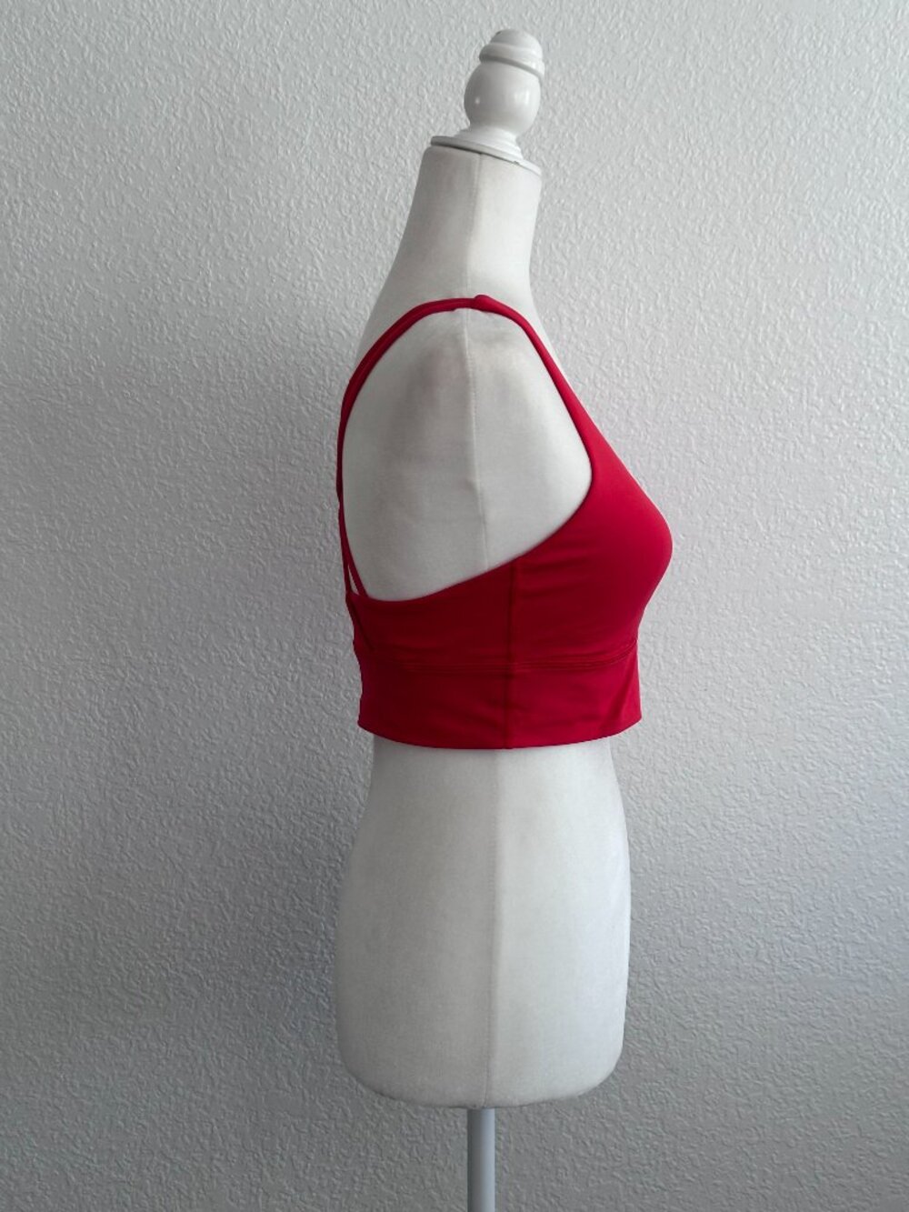 Lululemon “Run with the Roses” 5K Sports Bra | Size 8 | Strappy Back - Picture 4 of 6